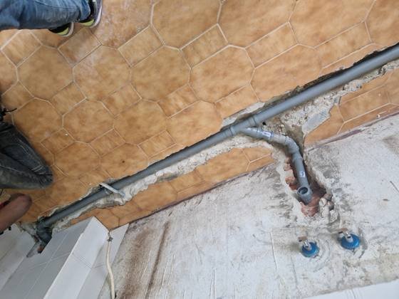 Trabalho de canalizacao e desentupimento realizado pela So Esgotos, foto 27