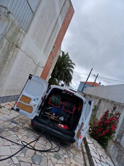 Trabalho de canalizacao e desentupimento realizado pela So Esgotos, foto 30