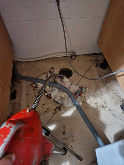 Trabalho de canalizacao e desentupimento realizado pela So Esgotos, foto 60