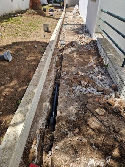 Trabalho de canalizacao e desentupimento realizado pela So Esgotos, foto 71