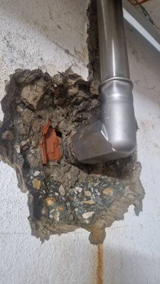 Trabalho de canalizacao e desentupimento realizado pela So Esgotos, foto 106