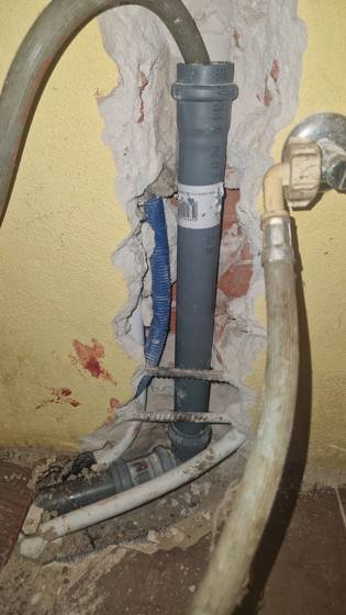 Trabalho de canalizacao e desentupimento realizado pela So Esgotos, foto 113