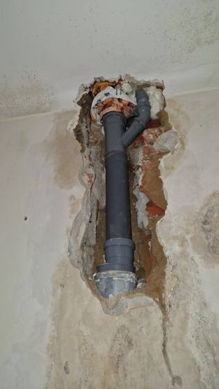 Trabalho de canalizacao e desentupimento realizado pela So Esgotos, foto 141
