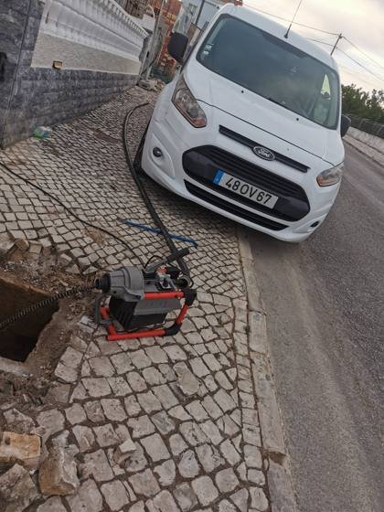 Trabalho de canalizacao e desentupimento realizado pela So Esgotos, foto 154