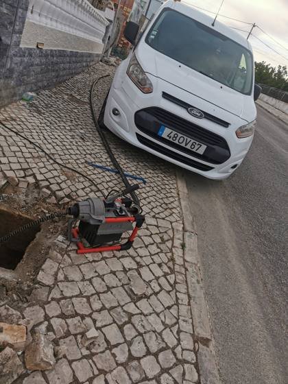 Trabalho de canalizacao e desentupimento realizado pela So Esgotos, foto 155