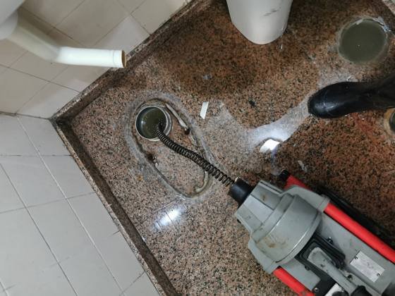 Trabalho de canalizacao e desentupimento realizado pela So Esgotos, foto 168