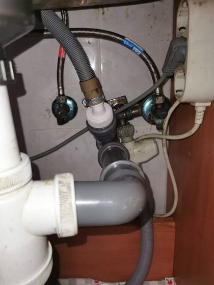 Trabalho de canalizacao e desentupimento realizado pela So Esgotos, foto 169